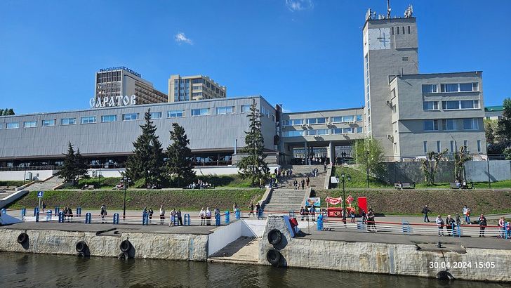 Набережная космонавтов