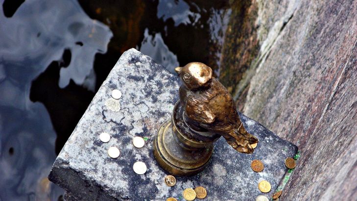 Памятник Чижику-Пыжику