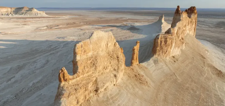 Плато Устюрт и урочище Бозжыра