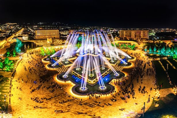 Светомузыкальный фонтан