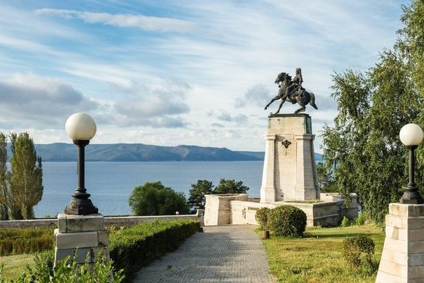 Памятник Татищеву