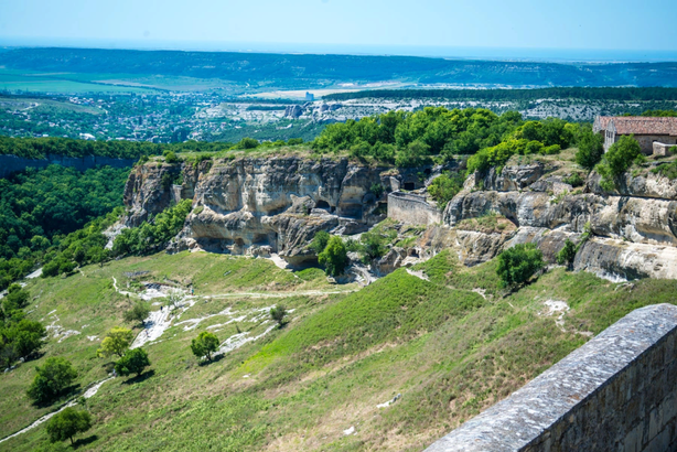Пещерный город Чуфут-Кале