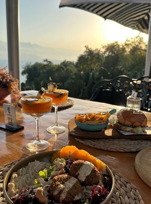 Lucky Monkey restaurant